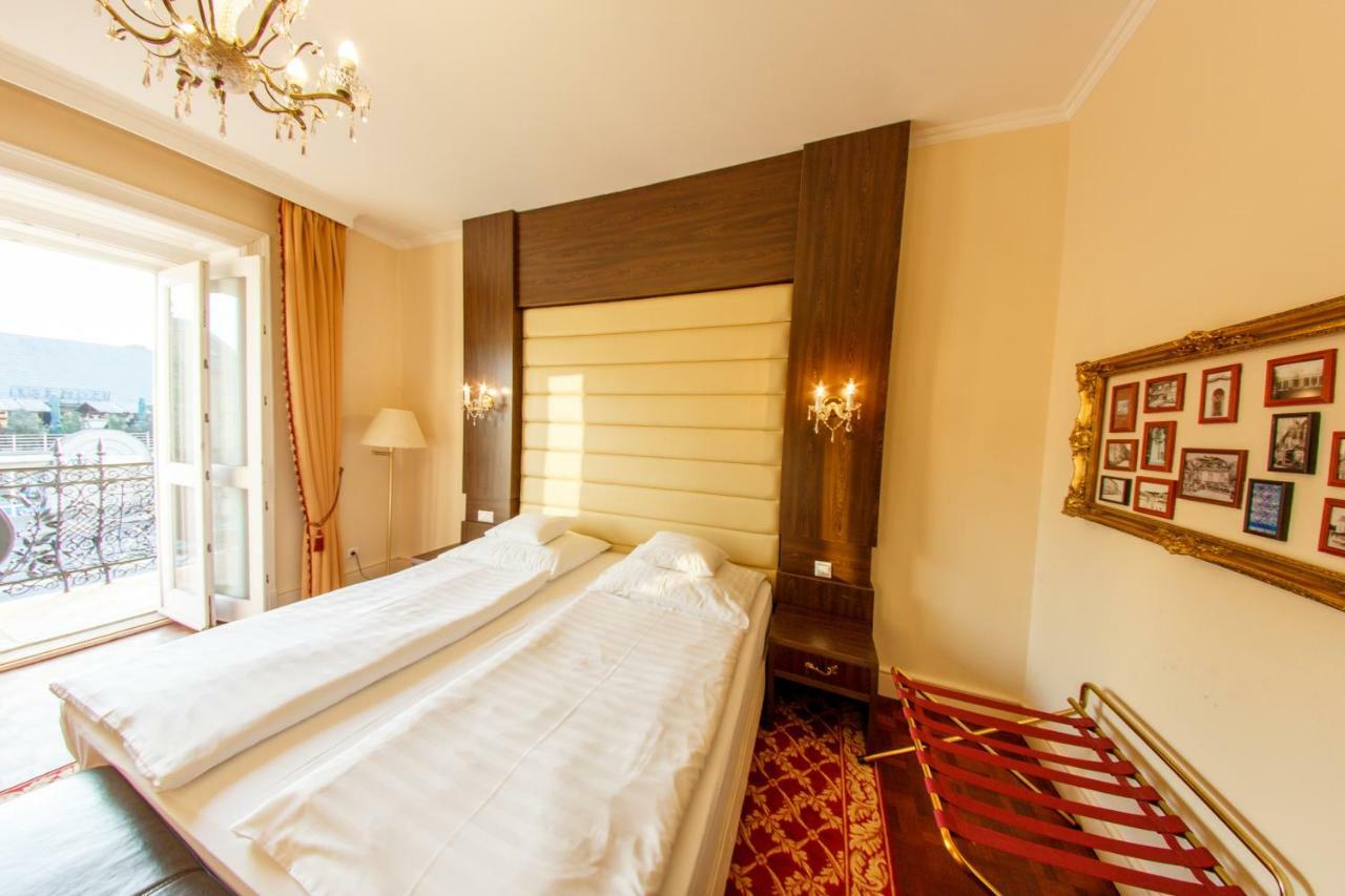 Hotel Kristaly Imperial Tata Luaran gambar