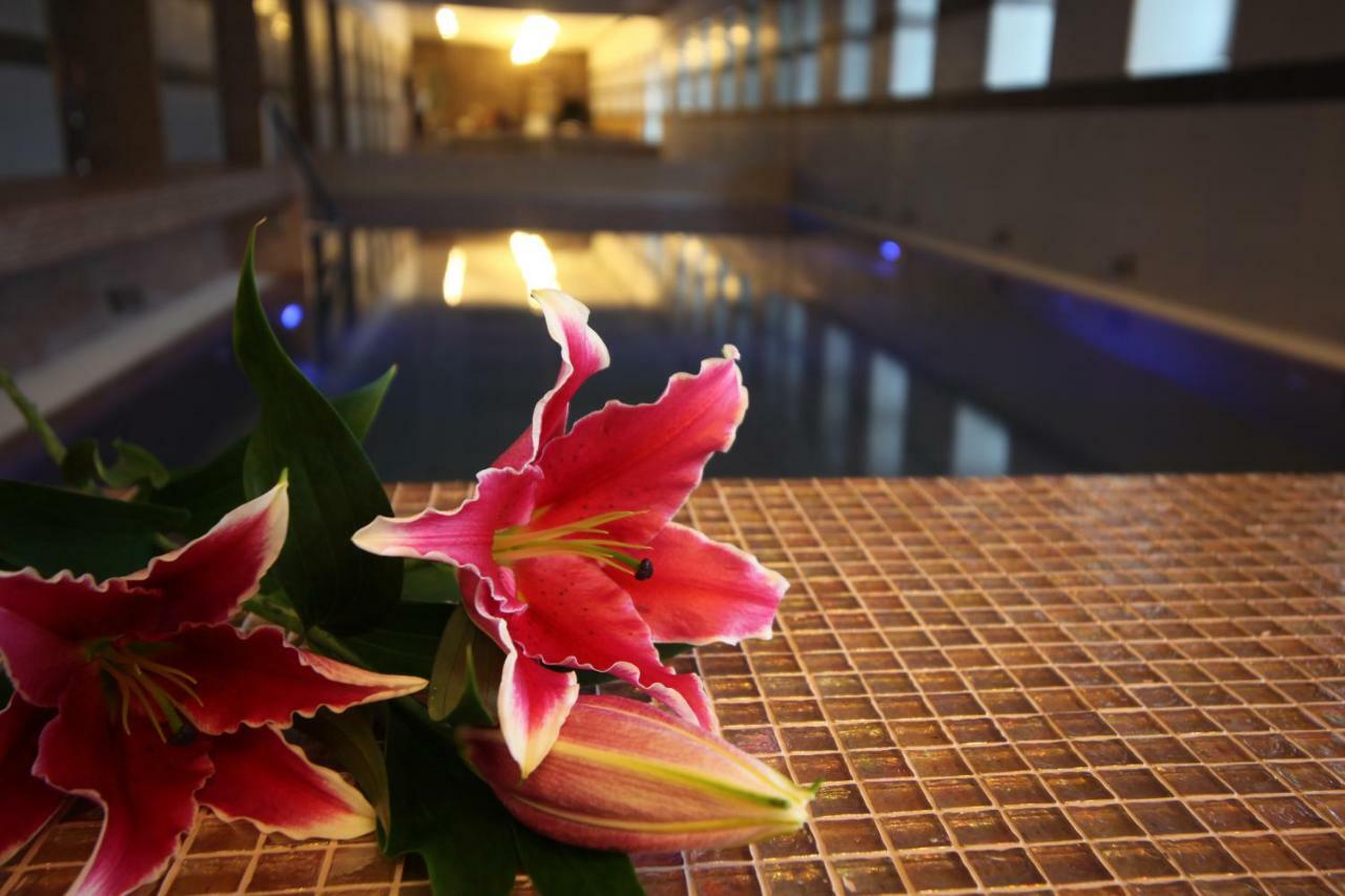 Hotel Kristaly Imperial Tata Luaran gambar